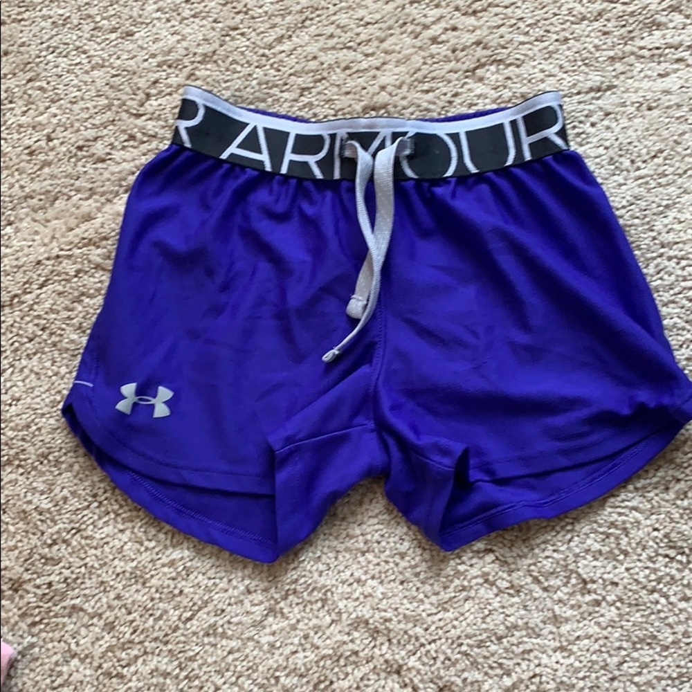 EUC Under Armour Girls shorts royal blue YXS
